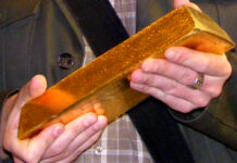 How The UAE Is Fighting A Secret War UAE - Gold